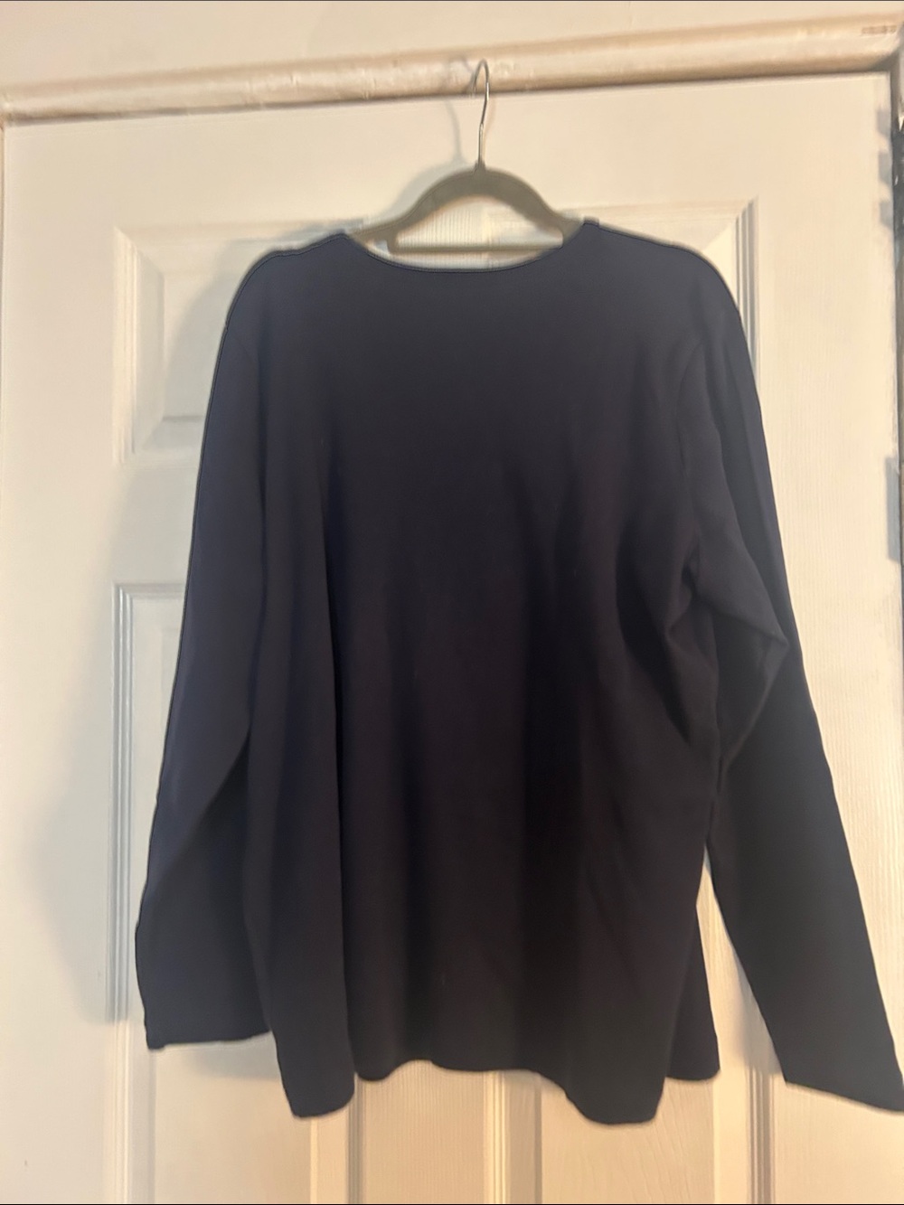 Jones New York women’s Long-Sleeve Navy Crewneck Tee - Picture 2 of 4